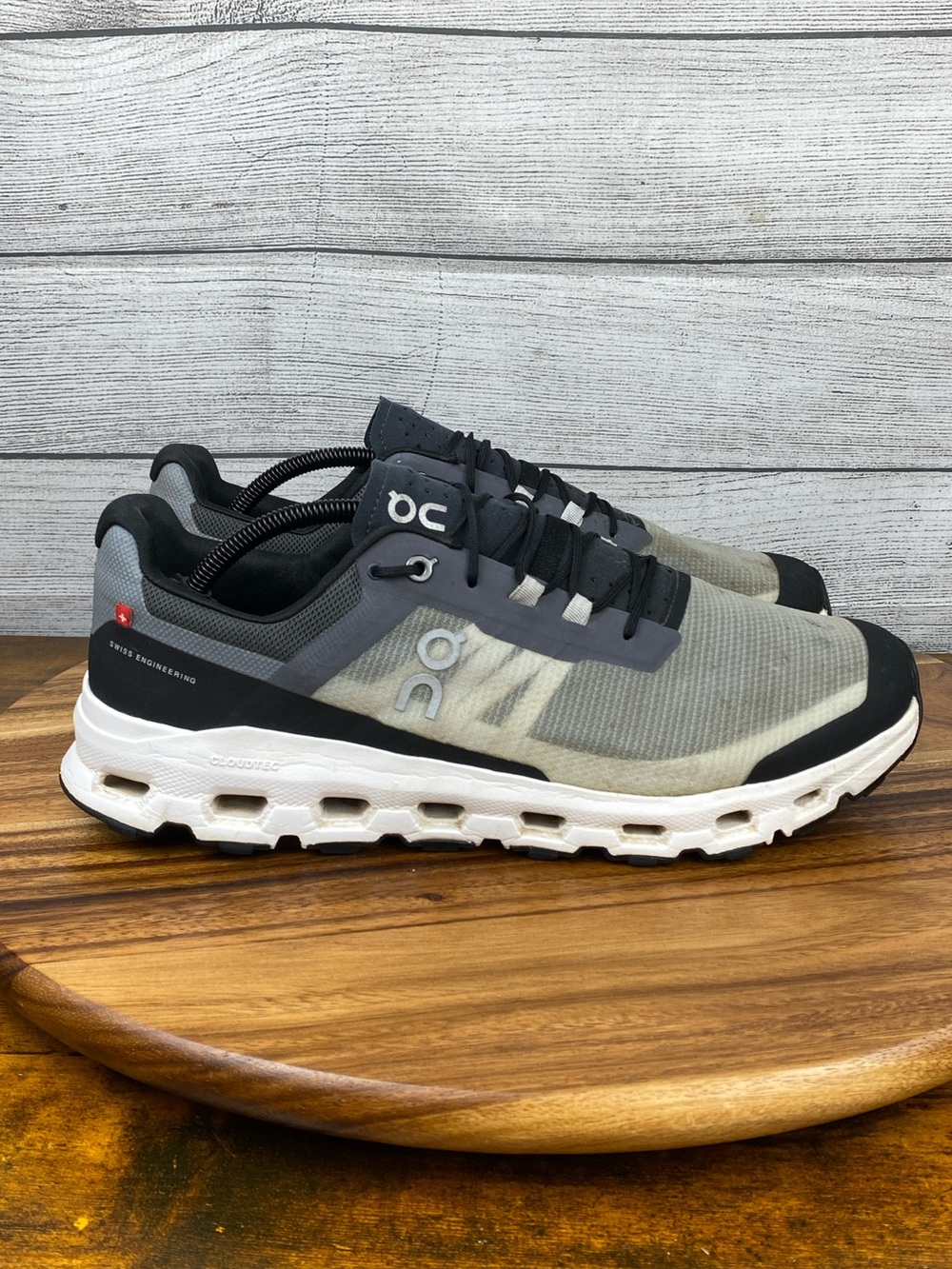 ON Running Cloudvista Trail Hiking Running Shoes Men’s Sneaker Size 11.5 - Picture 4 of 12